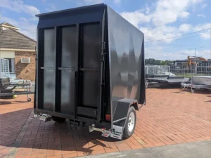 7x5 enclosed van trailer with drop ramp